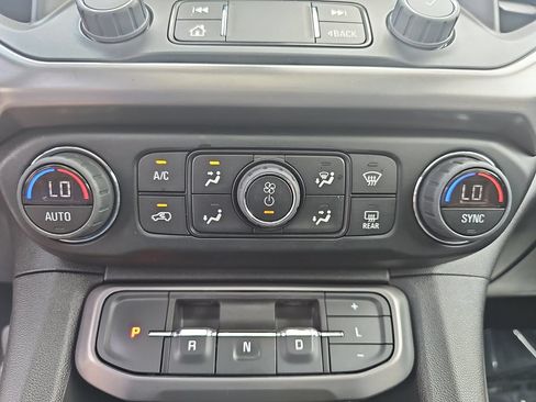 Certified 2023 GMC Acadia AT4 w/ Technology Package AWD/4WD image 26