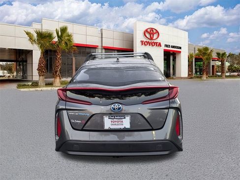 Certified 2020 Toyota Prius Prime LE image 6