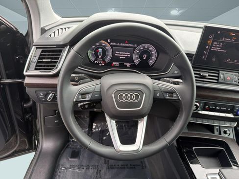 Used 2024 Audi Q5 e Premium w/ Convenience Package AWD/4WD image 28