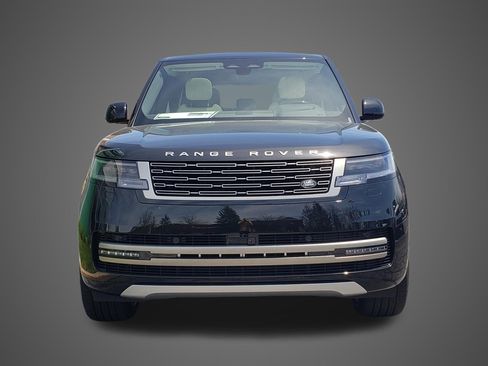 New 2026 Land Rover Range Rover Long Wheelbase SE AWD/4WD image 2