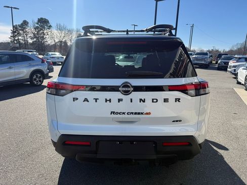 Used 2025 Nissan Pathfinder Rock Creek image 7