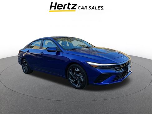 Used 2025 Hyundai Elantra Limited image 1