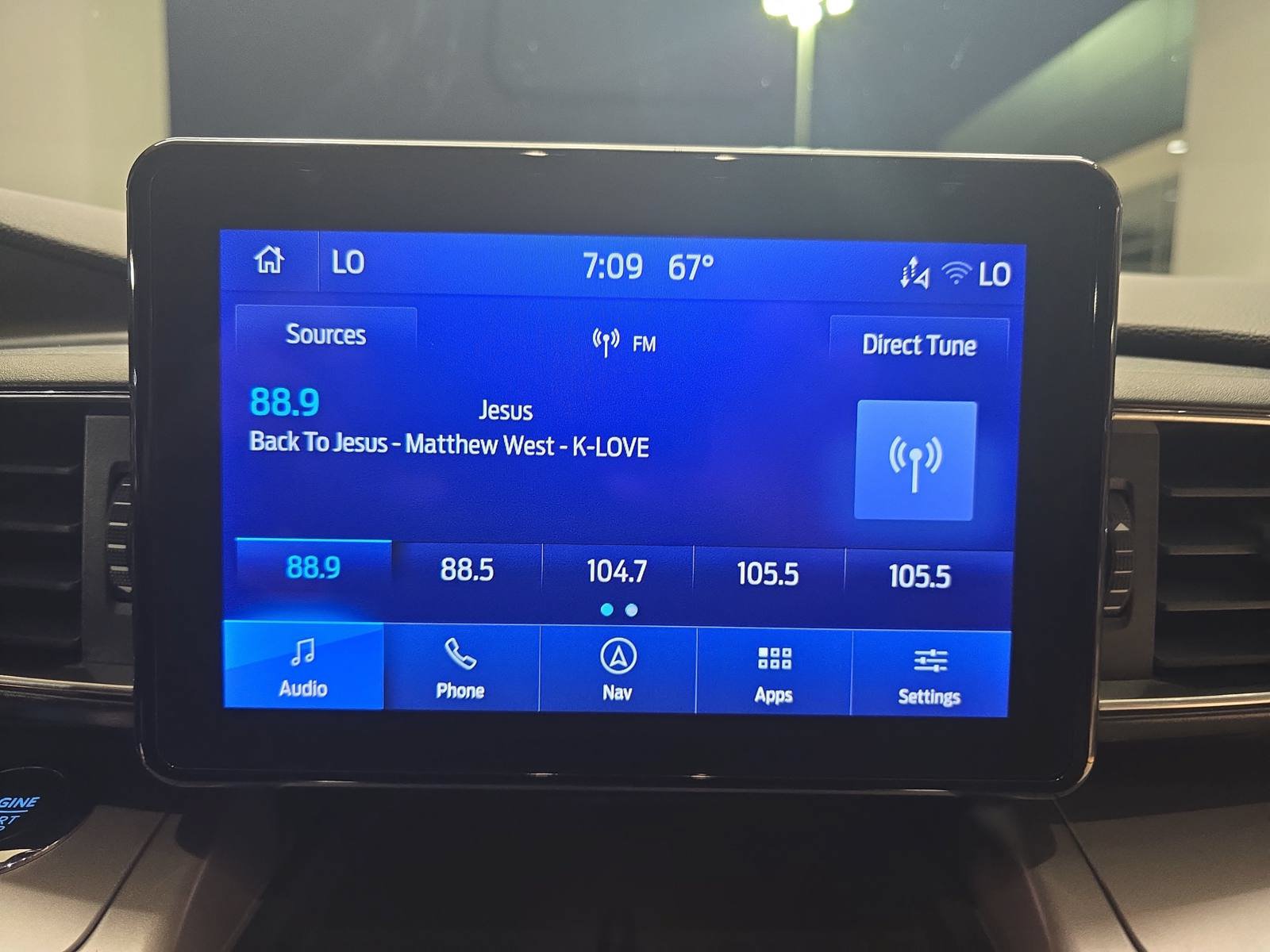 Used 2023 Ford Explorer XLT w/ Equipment Group 202A RWD image 22