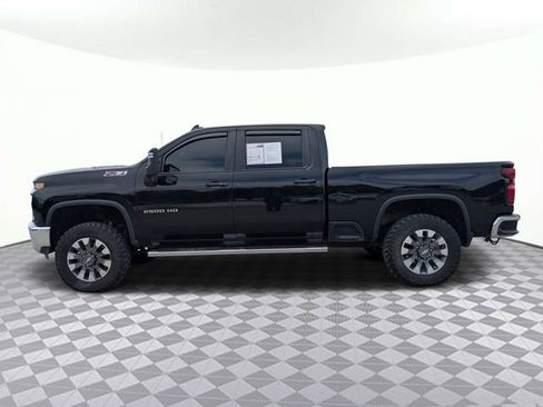 Used 2021 Chevrolet Silverado 2500 LT w/ Convenience Package image 7