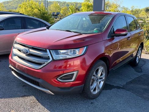 Used 2017 Ford Edge Titanium w/ Technology Package FWD image 2