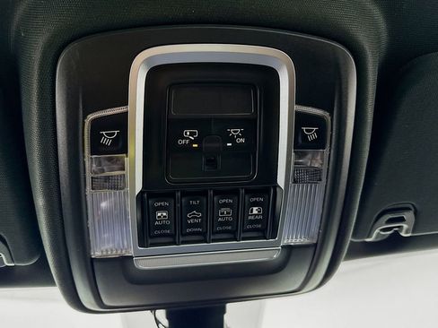 Used 2019 RAM 1500 Sport w/ Level 2 Equipment Group image 18