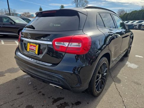 Used 2018 Mercedes-Benz GLA 250 4MATIC image 3