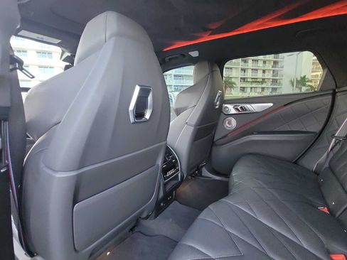 Used 2023 BMW XM w/ M Driver's Package AWD/4WD image 16