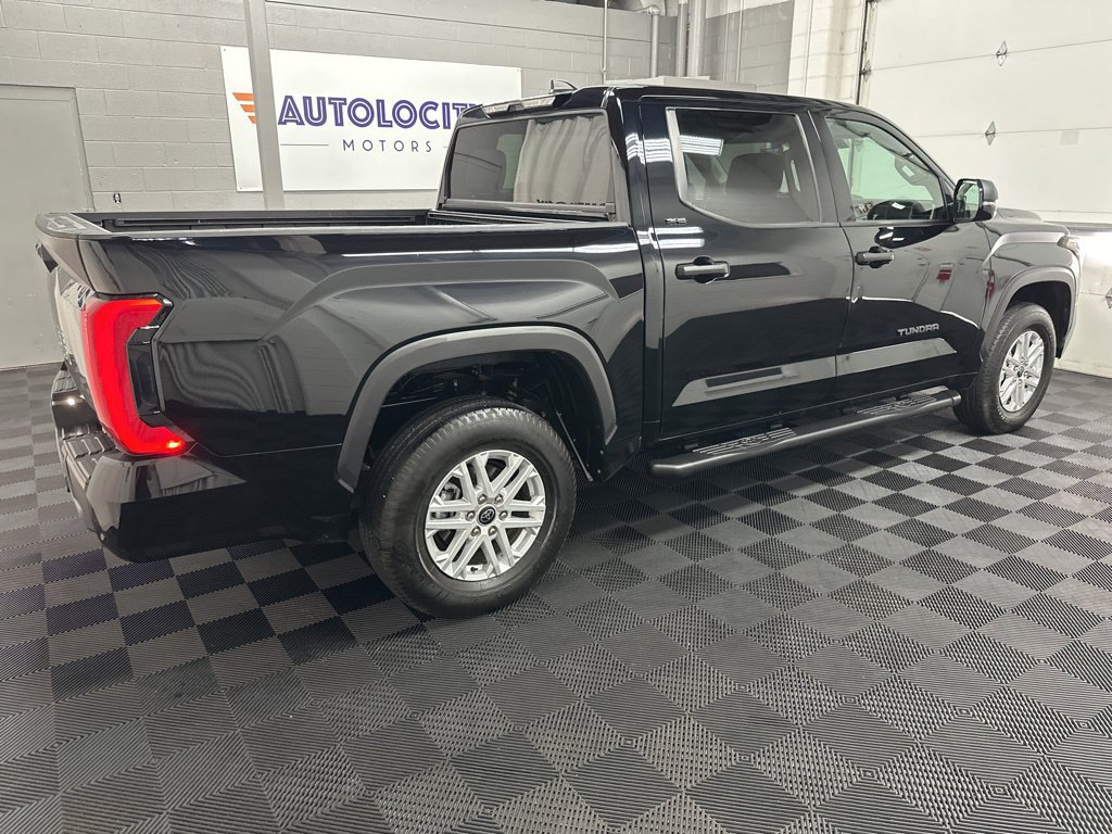 Used 2024 Toyota Tundra SR5 w/ SR5 Convenience Package AWD/4WD image 10