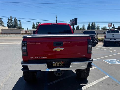 Used 2015 Chevrolet Silverado 2500 LTZ w/ Duramax Plus Package AWD/4WD image 6