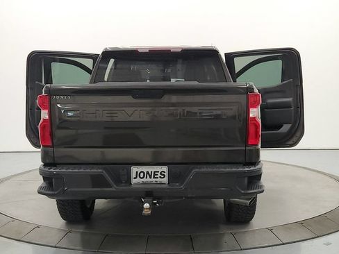 Used 2021 Chevrolet Silverado 1500 Custom AWD/4WD image 14