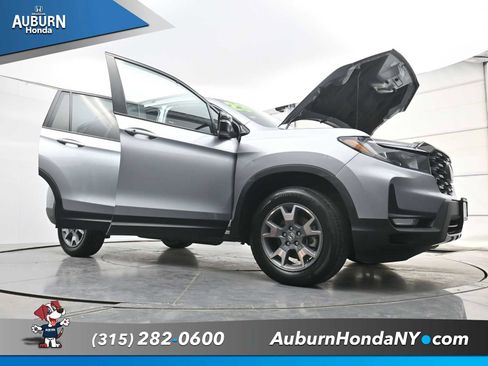 Used 2023 Honda Passport TrailSport image 31