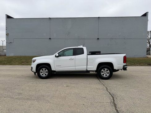 Used 2017 Chevrolet Colorado W/T w/ WT Convenience Package image 4