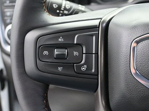 Used 2022 GMC Sierra 2500 AT4 w/ AT4 Preferred Package AWD/4WD image 18
