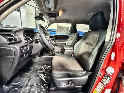 Used 2021 Toyota 4Runner TRD Off-Road AWD/4WD image 24