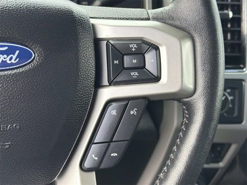 Used 2020 Ford F250 Lariat image 11