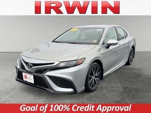 Certified 2023 Toyota Camry SE image 1