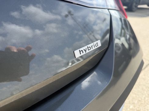 New 2026 Hyundai Elantra Sport FWD image 8