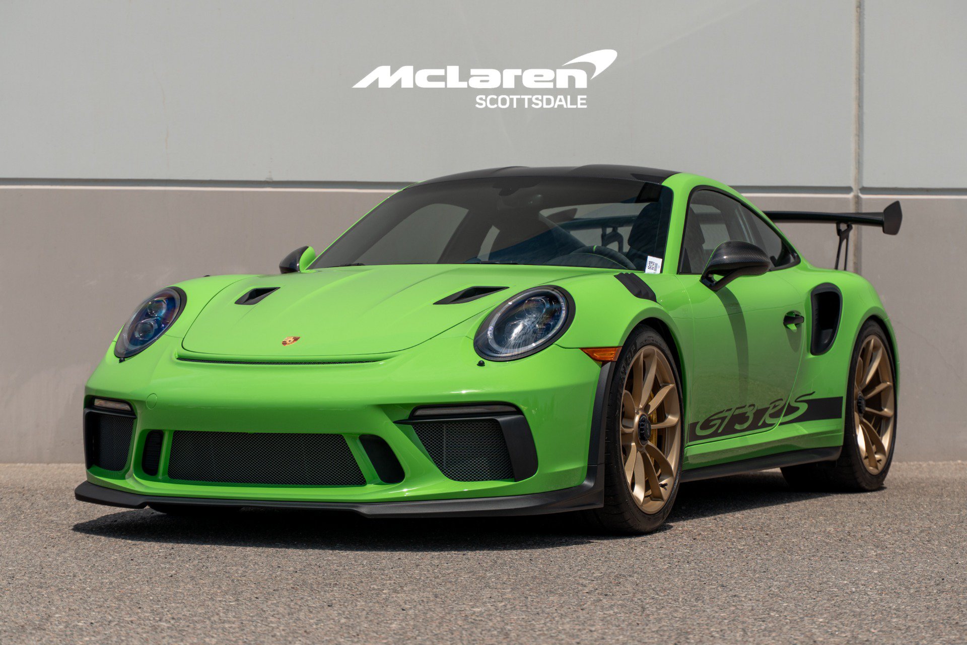 Used 2019 Porsche 911 GT3 RS w/ Weissach Package RWD image 3