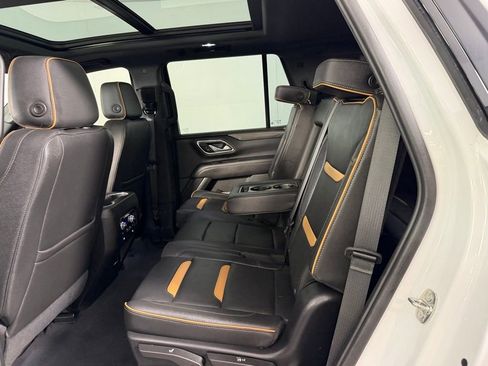 Used 2024 GMC Yukon AT4 w/ AT4 Premium Plus Package AWD/4WD image 21
