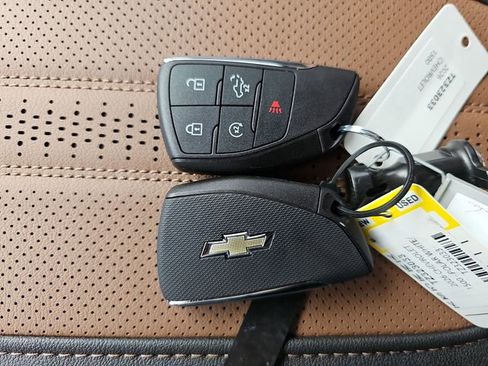 New 2026 Chevrolet Silverado 1500 High Country w/ Technology Package AWD/4WD image 35