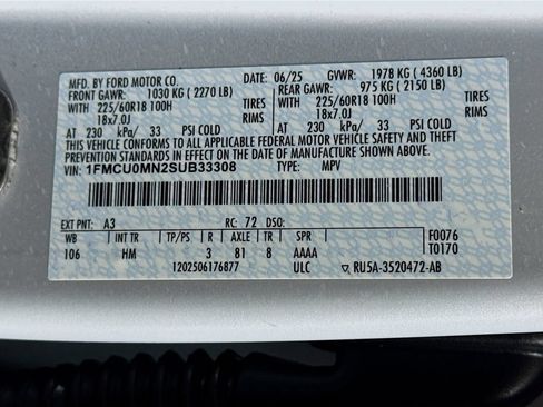 Used 2025 Ford Escape ST-Line FWD image 29