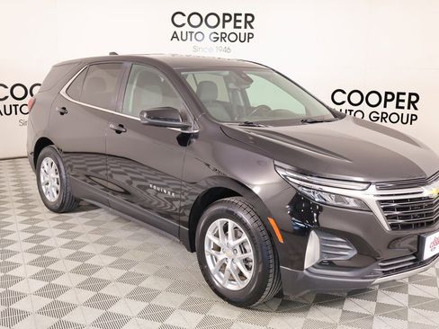 Used 2022 Chevrolet Equinox LT image 1