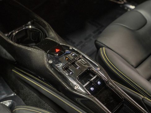 Used 2024 Ferrari SF90 Stradale image 32