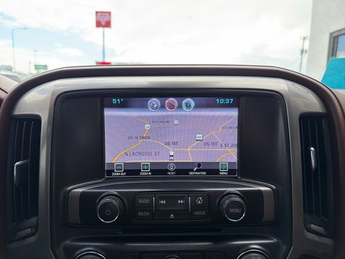 Used 2015 Chevrolet Silverado 1500 High Country w/ High Country Premium Package AWD/4WD image 26
