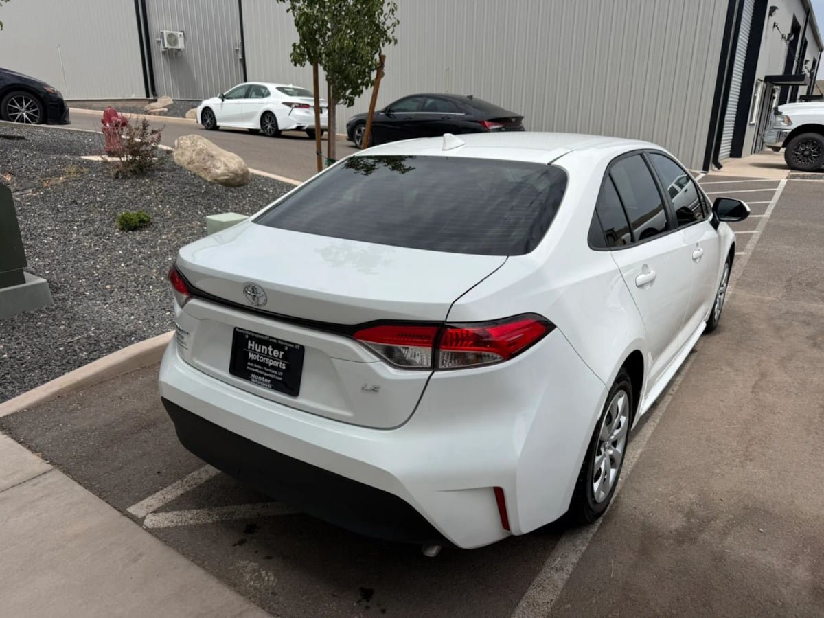 Used 2024 Toyota Corolla LE FWD image 8