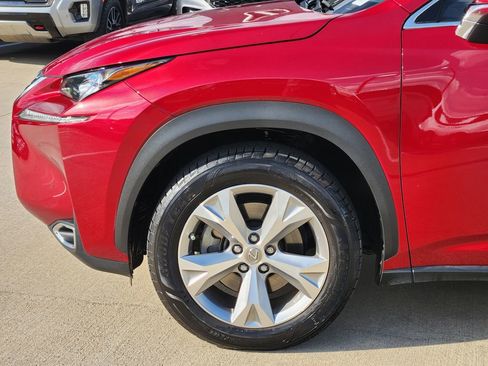 Used 2017 Lexus NX 200t FWD w/ Premium Package image 8