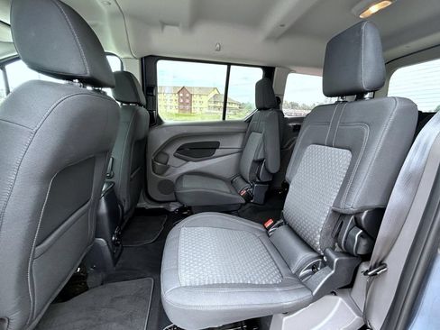 Used 2020 Ford Transit Connect XLT FWD image 19