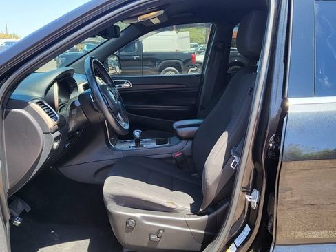 Used 2015 Jeep Grand Cherokee Laredo w/ Quick Order Package 23E AWD/4WD image 25