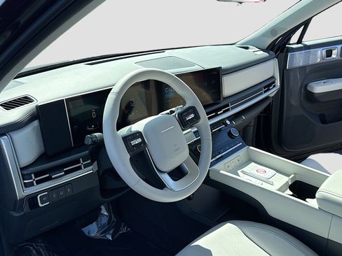 New 2026 Hyundai Santa Fe SE AWD/4WD image 4