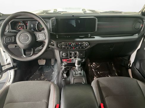 Used 2024 Jeep Wrangler Unlimited Rubicon w/ XTREMEE 35" Tire Package image 11