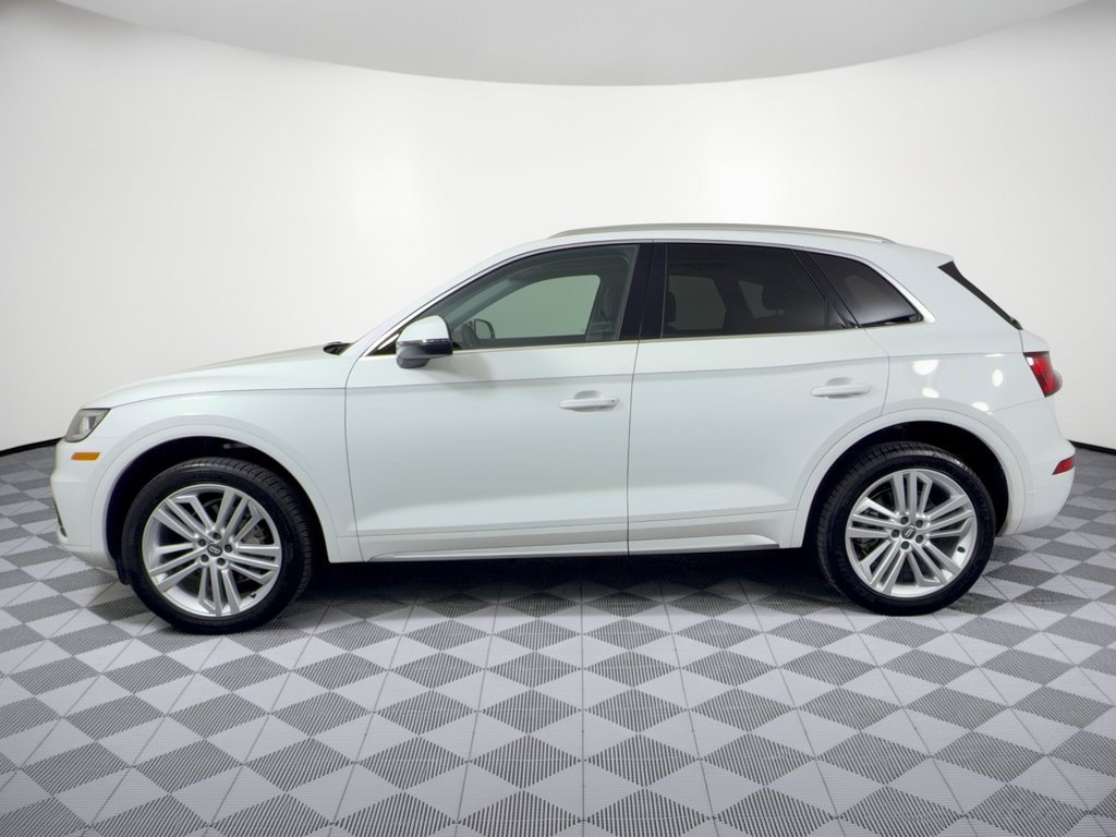 Used 2020 Audi Q5 2.0T Premium Plus w/ Premium Plus Package AWD/4WD image 2