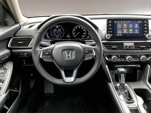 Certified 2018 Honda Accord EX-L image 8