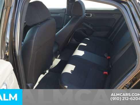 Used 2025 Honda Civic Sport image 17