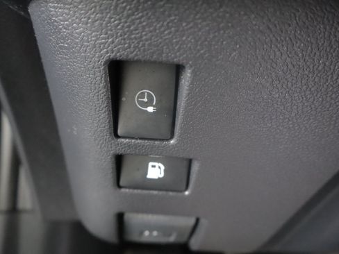 Used 2020 Toyota Prius Prime XLE FWD image 20