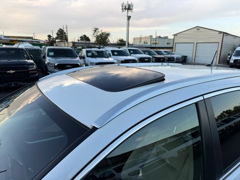 Used 2015 Honda CR-V Touring image 14