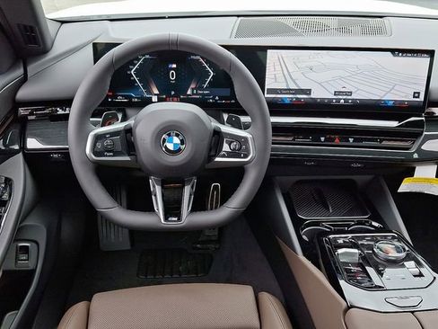 Certified 2026 BMW 530i xDrive w/ M Sport Package image 11