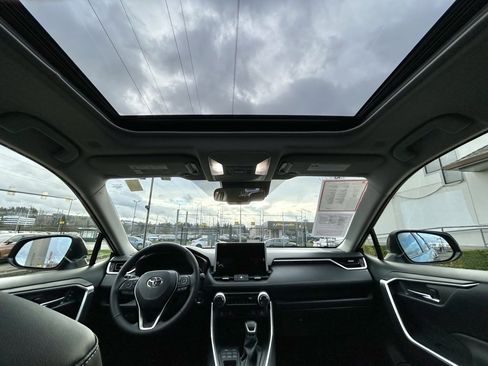 Certified 2025 Toyota RAV4 XLE Premium image 17