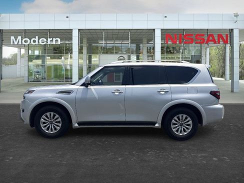 Certified 2024 Nissan Armada SV AWD/4WD image 2