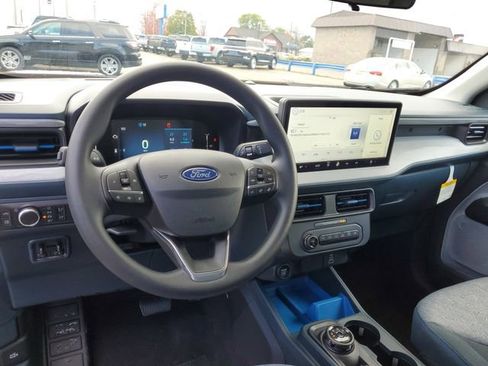 New 2025 Ford Maverick XLT w/ Equipment Group 301A image 19
