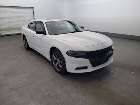 Used 2016 Dodge Charger SXT w/ Plus Group image 13