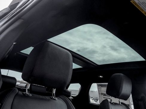 New 2026 Land Rover Range Rover Evoque S AWD/4WD image 24