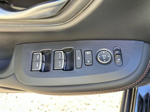 New 2026 Honda HR-V Sport image 15