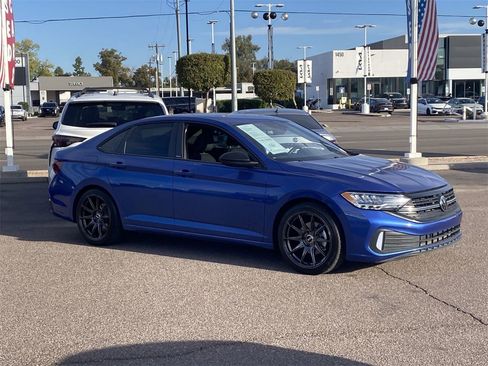 Certified 2024 Volkswagen Jetta Sport image 2