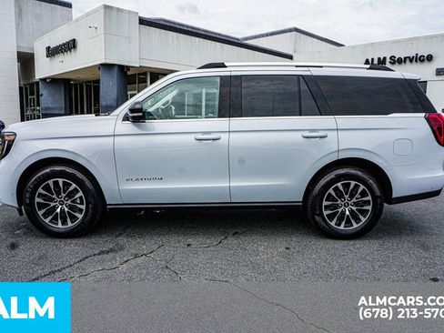 Used 2025 Ford Expedition Platinum AWD/4WD image 7