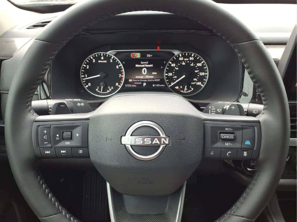 Certified 2026 Nissan Pathfinder SV FWD image 15
